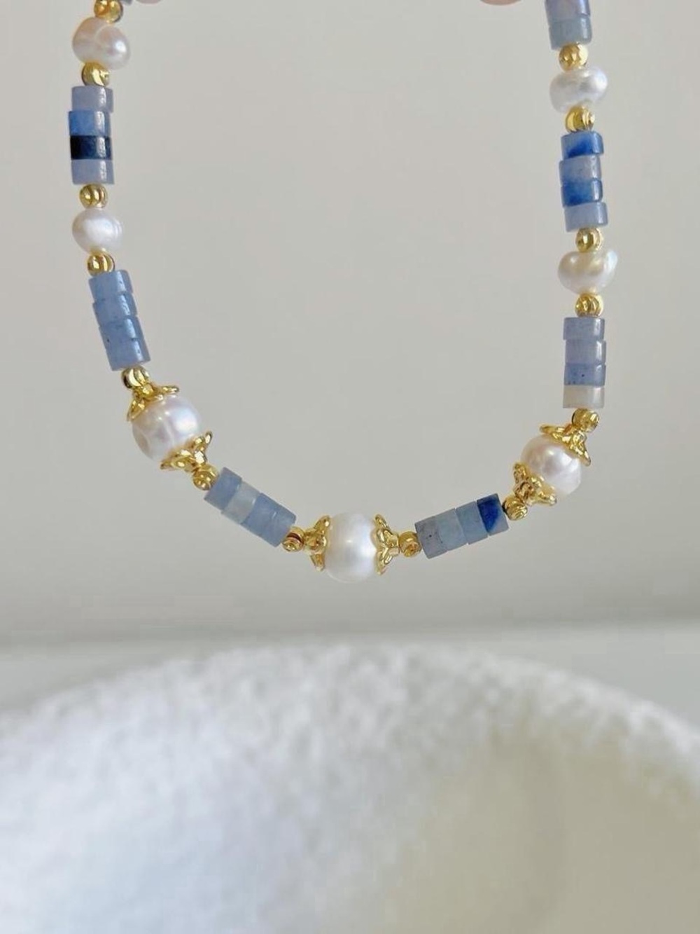 Gold-Accented Blue Bead and Pearl Bracelet